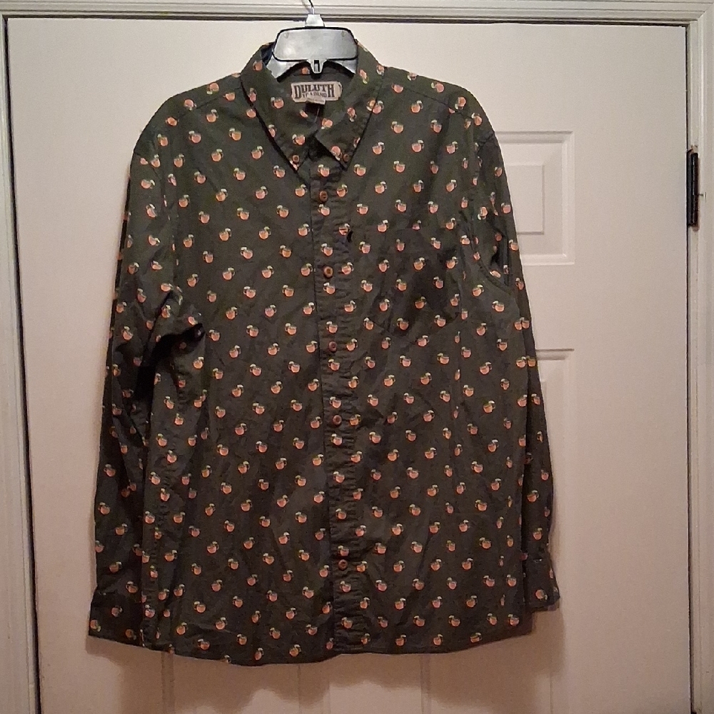 Duluth Trading Co Men's Green Shirt with Orange Pattern
